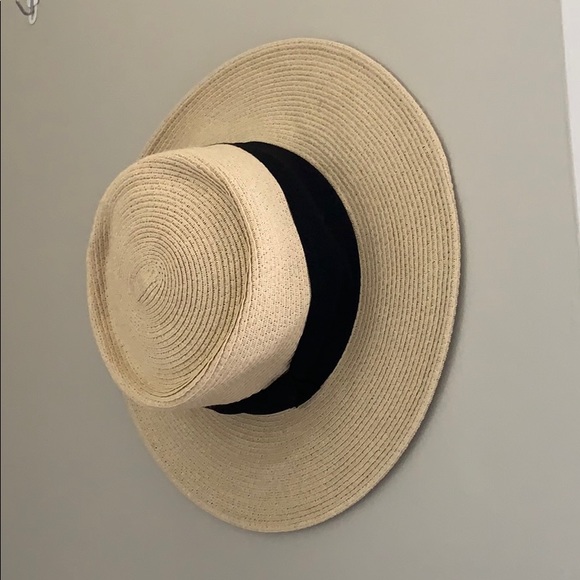 Hat - Picture 2 of 2